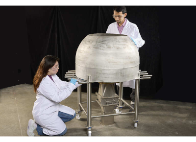 Storage and Discharge of Powders and Bulk Solids