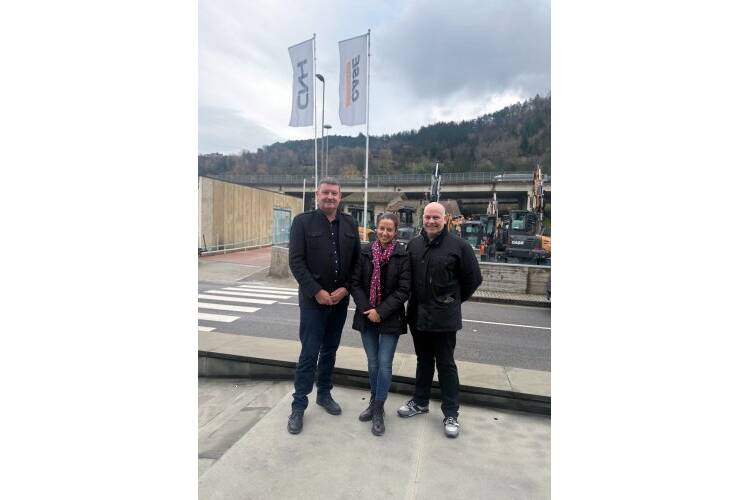 CASE ernennt HRN zum neuen Händler für Schottla CASE Construction Equipment  freut sich, HRN als neuestes Mitglied im britischen Händlernetz begrüßen zu dürfen.