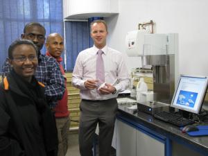 CSIR-Team in Südafrika verwendet Freeman FT4 zur Charakterisierung von 