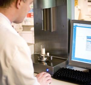 Neue Erkenntnisse bei Clarochem Ireland durch FT4 Pulverrheometer 