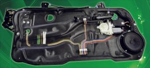 Leichtere Autos schonen Umwelt und Portemonnaie Kosten- und Gewichtsreduktion durch automatisierte Verlegung von Flachleitern